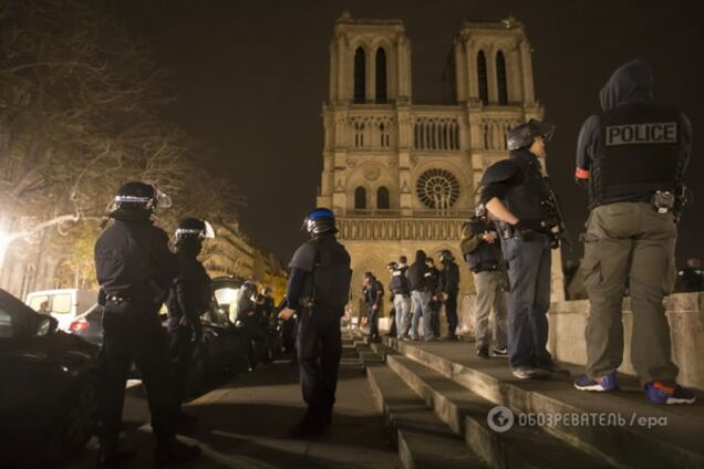В Париже отметили действия полиции во время терактов