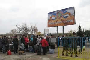 "Довбані ідіоти": терористи обстріляли пішохідний перехід у Станиці Луганській