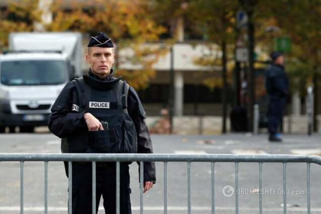 Полиция в Париже нашла у террориста-смертника сирийский паспорт