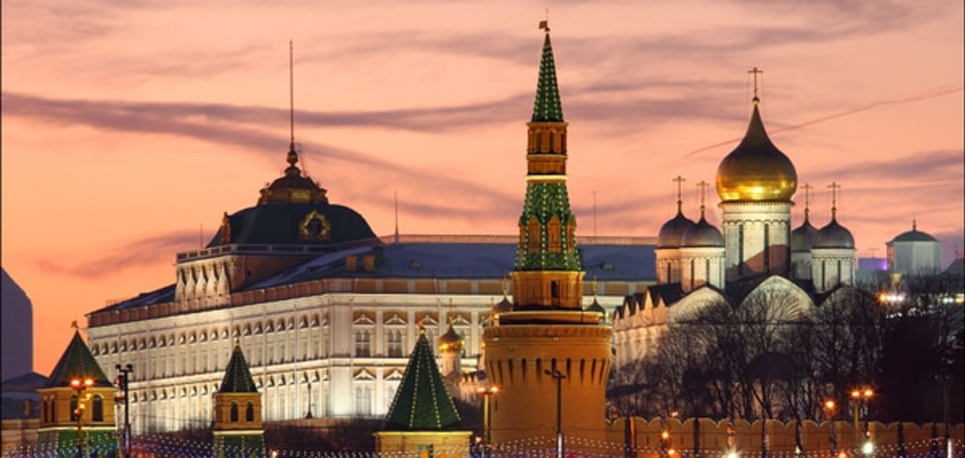 Журналистка показала отсутствие следа ИГИЛ в гибели А-321 и терактах в Париже