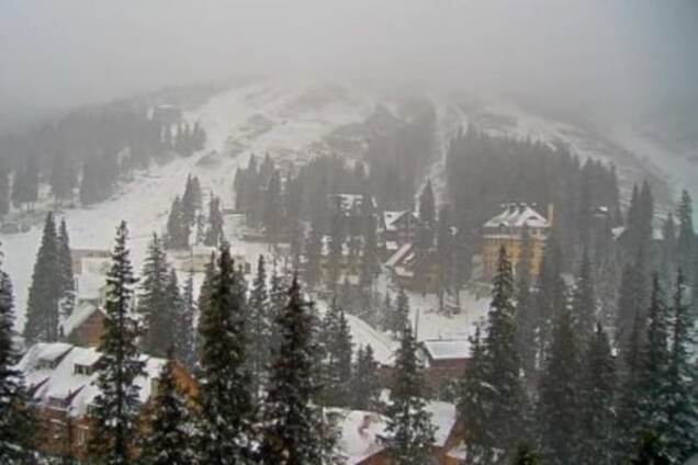 Зима прийшла: Карпати замело снігом. Фоторепортаж