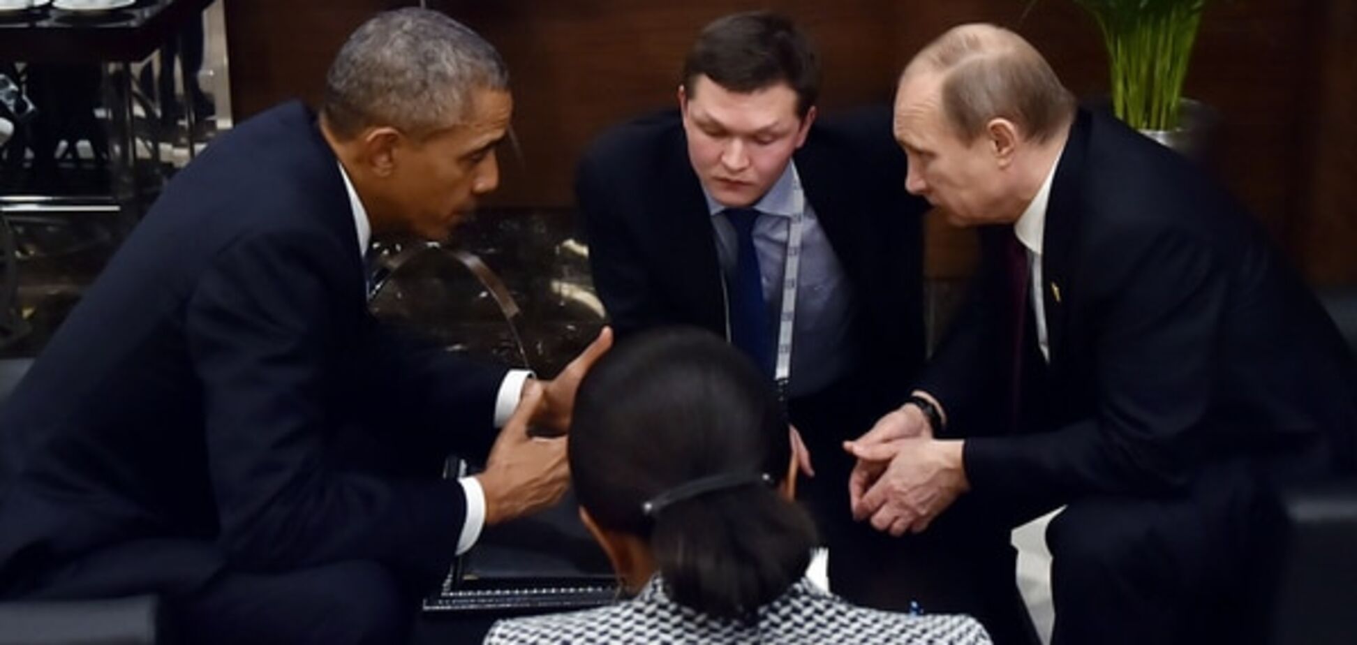 Путін довго ублажав Обаму і Кемерона на саміті G20 - Сотник