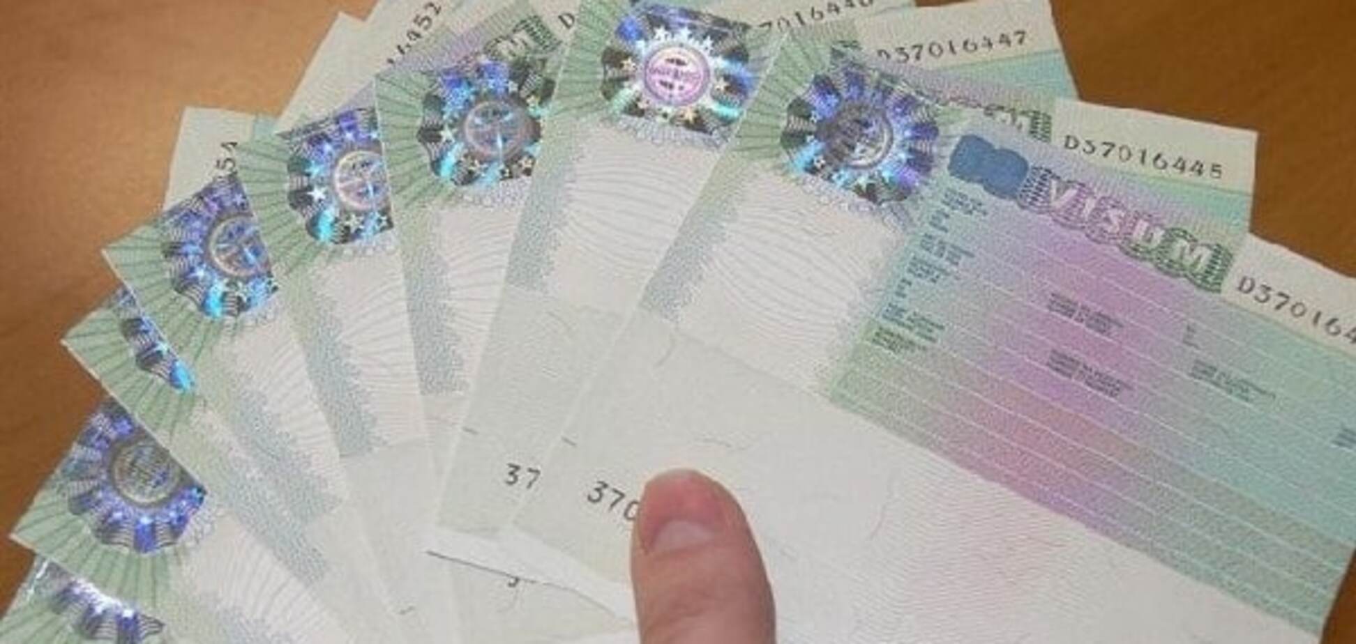 Как теракты в Париже повлияют на визы для украинцев: прогнозы