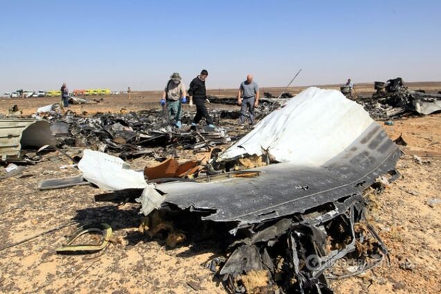 Великобритания назвала причину и организатора крушения А321 в Египте