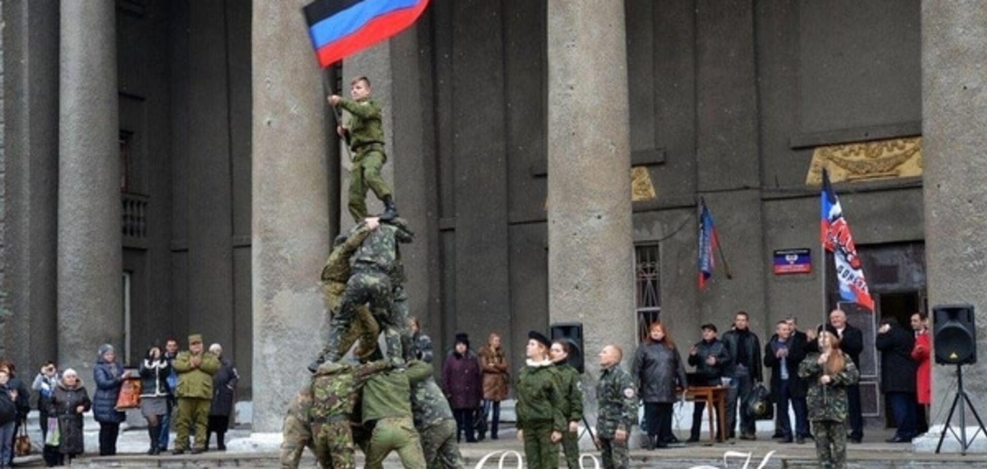 Соцсети о 'культурных' боевиках 'ДНР': наверное, сгорело шапито