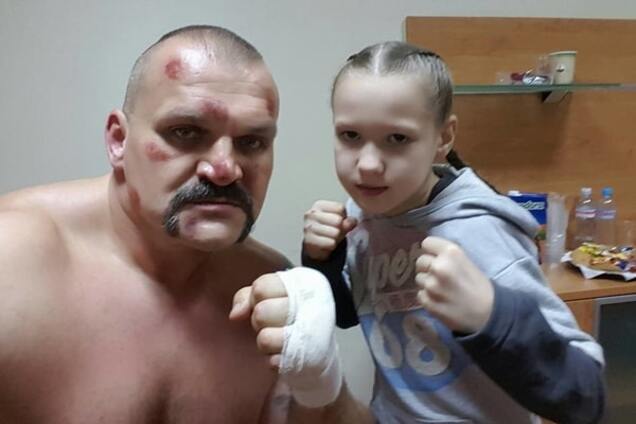 8-летняя девочка избила Вирастюка: фотофакт