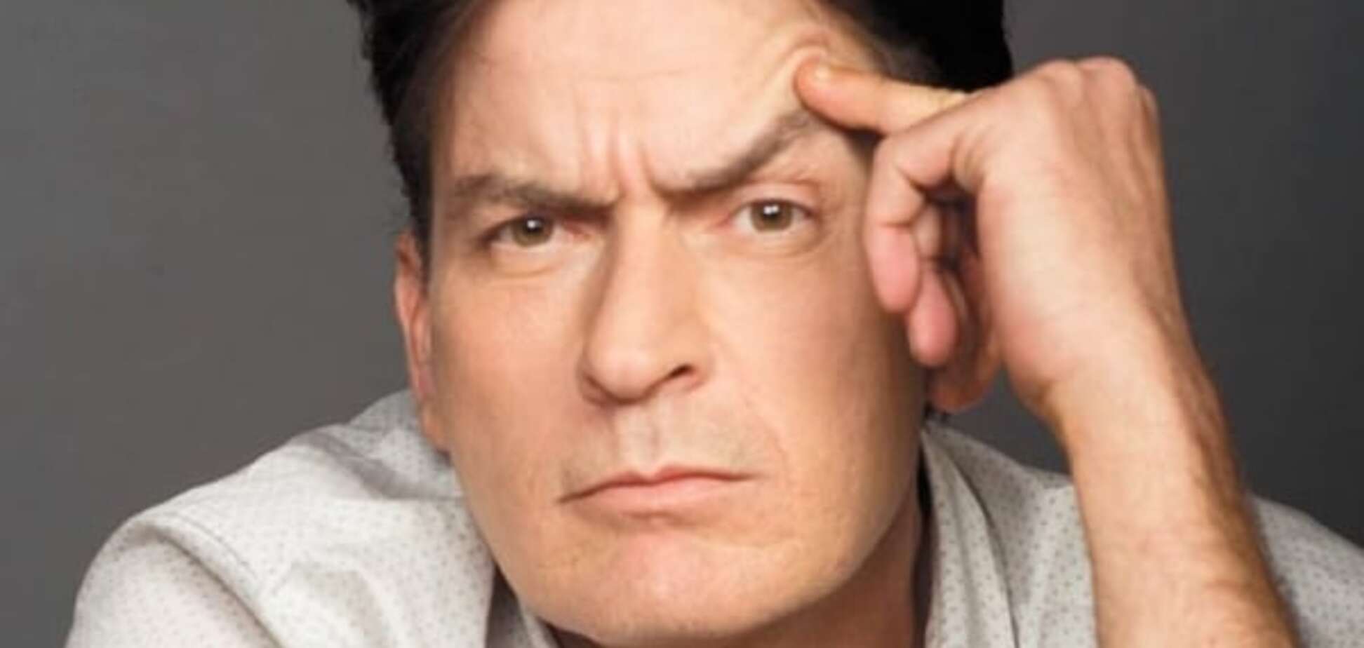 Женщины Чарли Шина в ужасе: кого мог заразить ВИЧ распутный актер