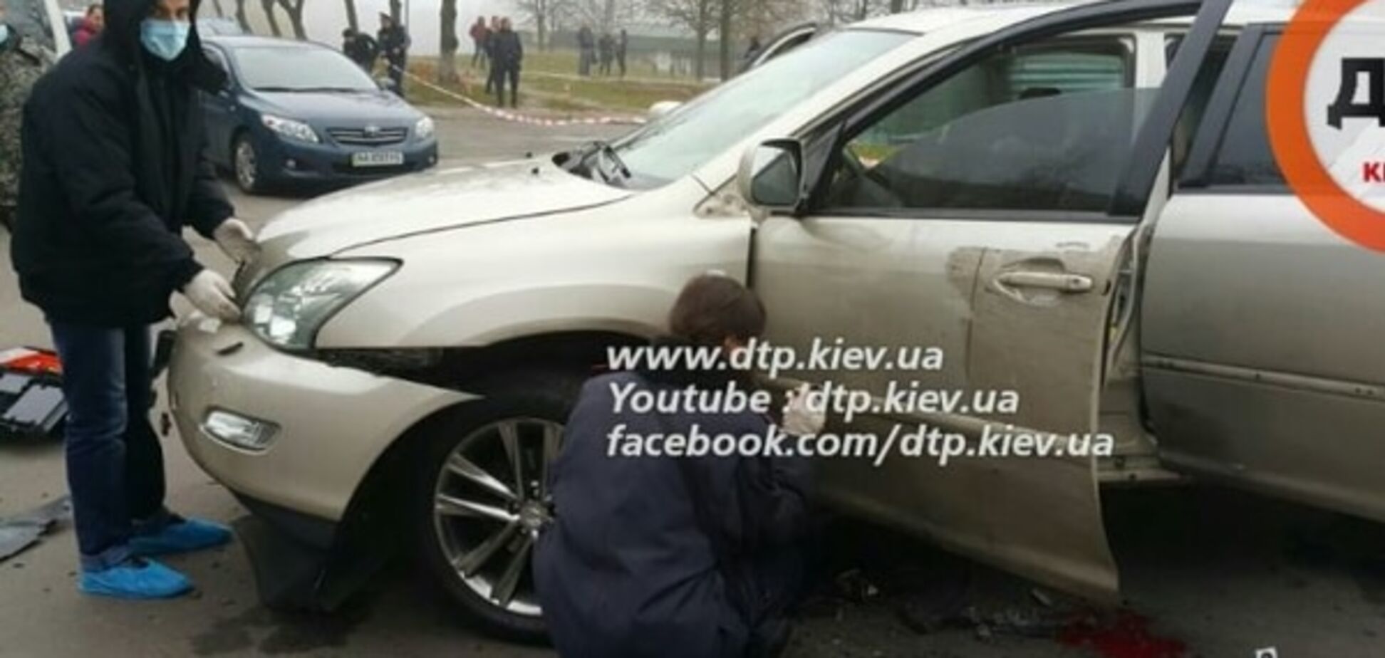 Появились жуткие фото с места взрыва автомобиля в Киеве