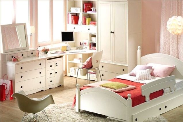 Как превратить обычную комнату в уютную детскую: 10 идей