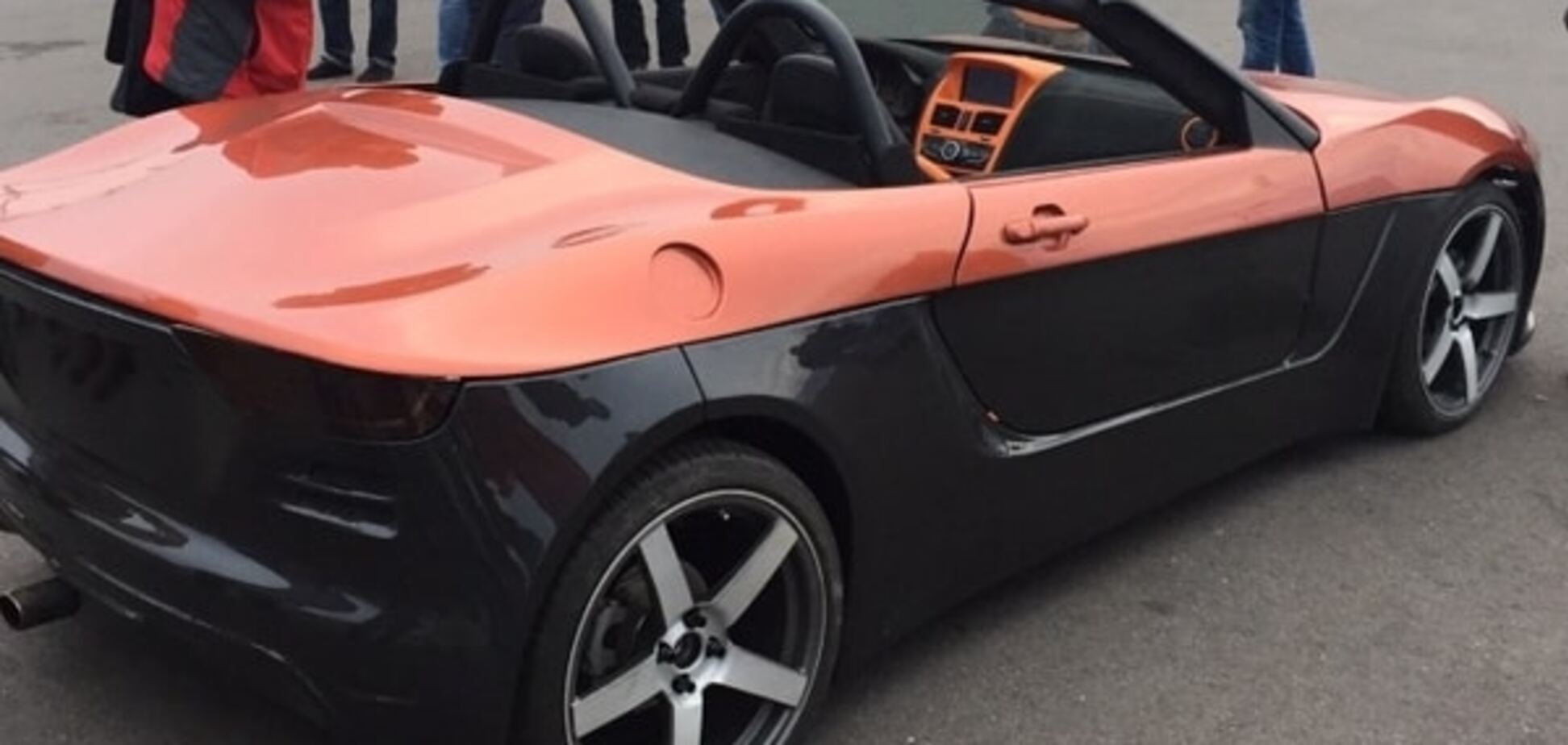 Прокачу с ветерком: в России создали 'дохлый' спорткар 'Крым'