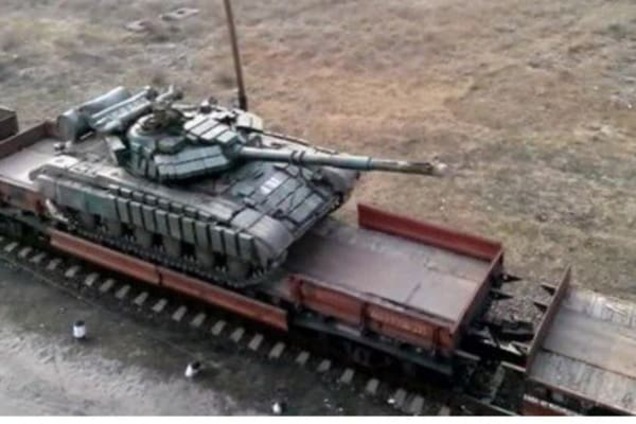 Российские СМИ запустили фейк о 'скоплении' украинских танков под Горловкой: опубликованы фото