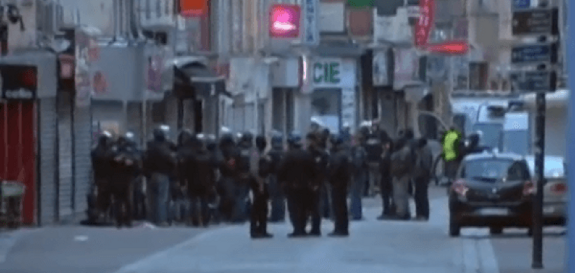 Стали известны подробности спецоперации в пригороде Парижа