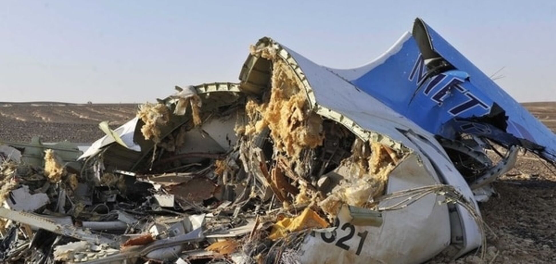Бомбу пронесли співробітники аеропорту: ЗМІ розповіли подробиці теракту на A321