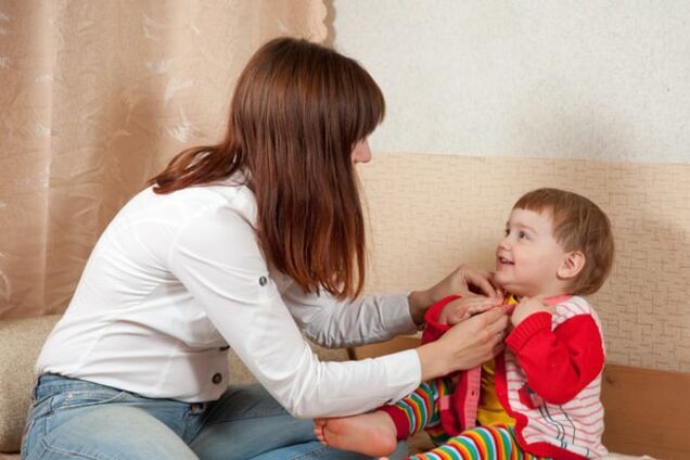 Топ-7 советов родителям, чей ребенок не хочет одеваться