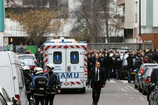 Очевидцы терактов в Париже решили цинично нажиться на трагедии