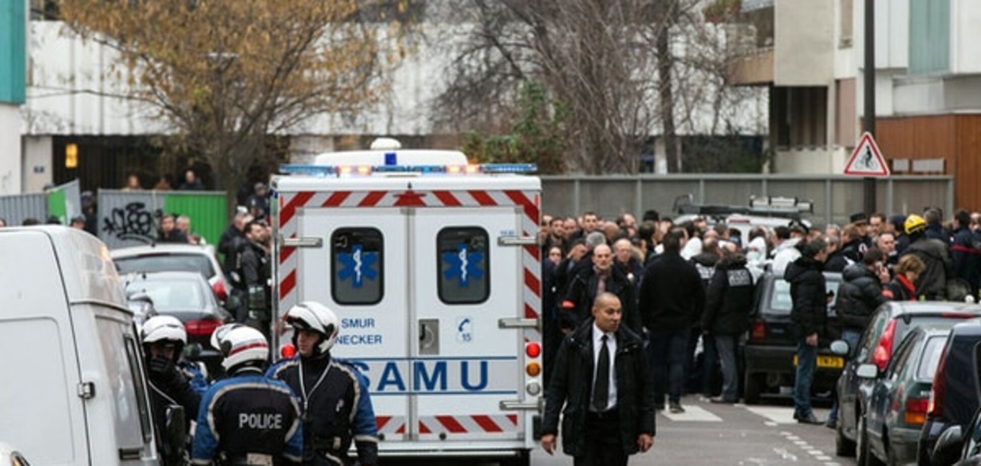 Очевидці терактів у Парижі вирішили цинічно нажитися на трагедії