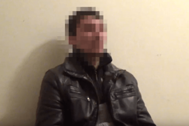 На допросе 'пограничник ЛНР' рассказал, как ФСБ муштрует террористов на Донбассе: видеофакт