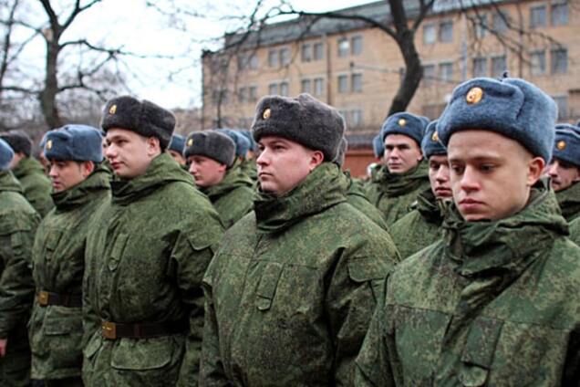 Оккупанты угрожают крымским татарам за уклонение от службы в российской армии