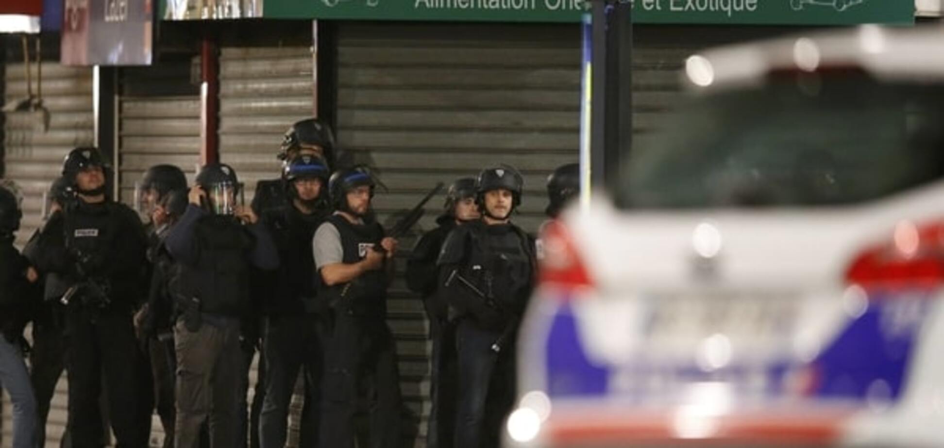 ЗМІ: у Парижі застрелили смертницю з вибухівкою на тілі