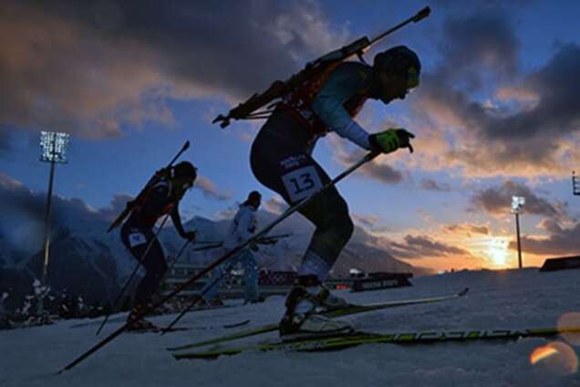 Сборная России по биатлону будет выступать с винтовками Калашникова