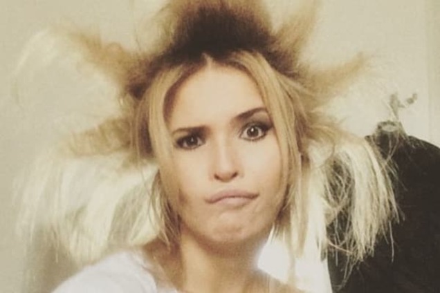 Получила 'по глупой морде': российская актриса попала в ДТП