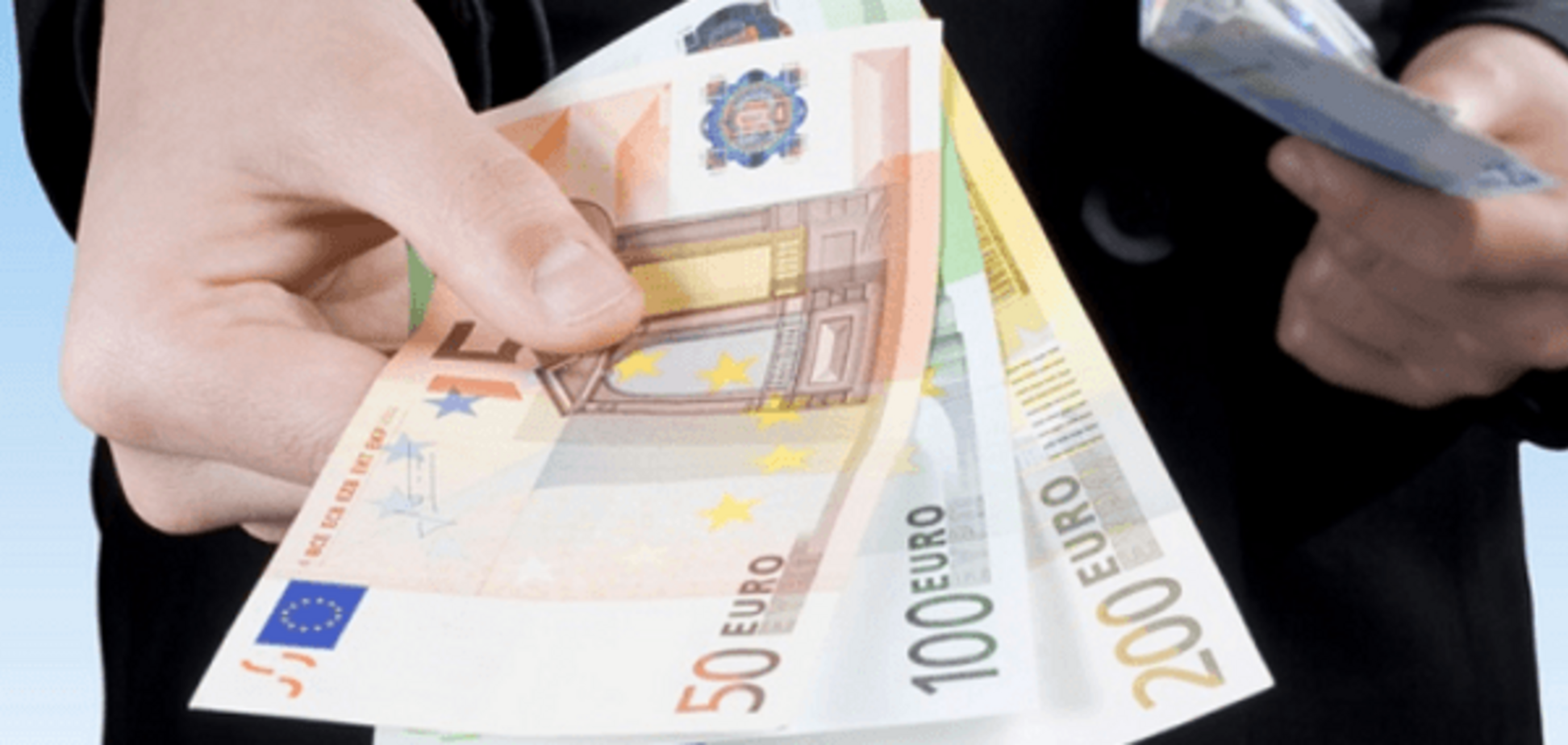 Европа не даст денег Яценюку на зарплаты чиновникам