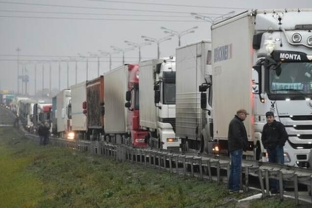 'Иду на вы': разъяренные дальнобойщики решили пойти на Москву