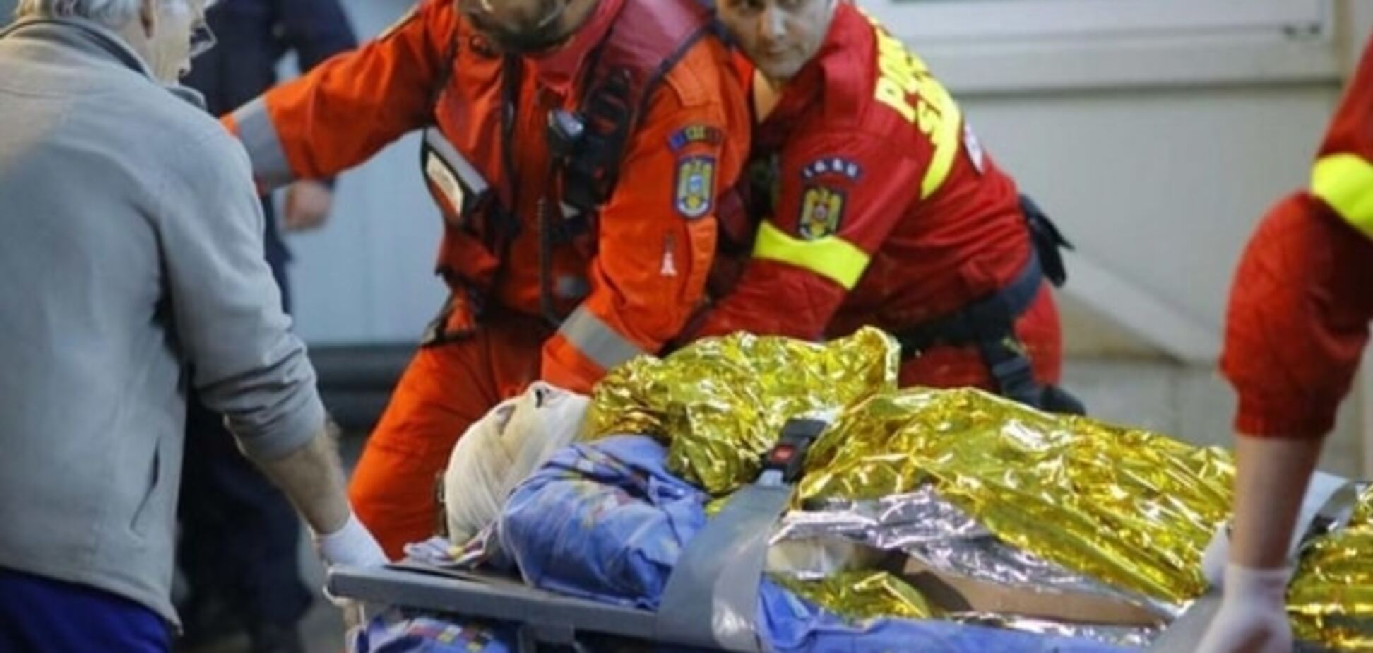 Число жертв пожара в ночном клубе Бухареста возросло до 57 человек