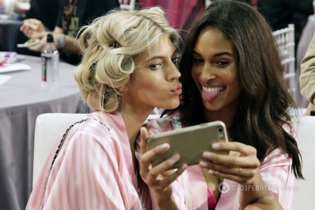 Девушки оценят: в США придумали как сделать селфи без телефона