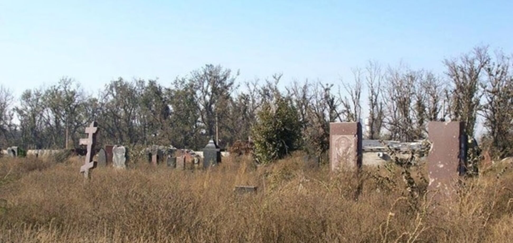 Зарабатывают на мертвых и живых: местные жители рассказали, как выживают на Донбассе