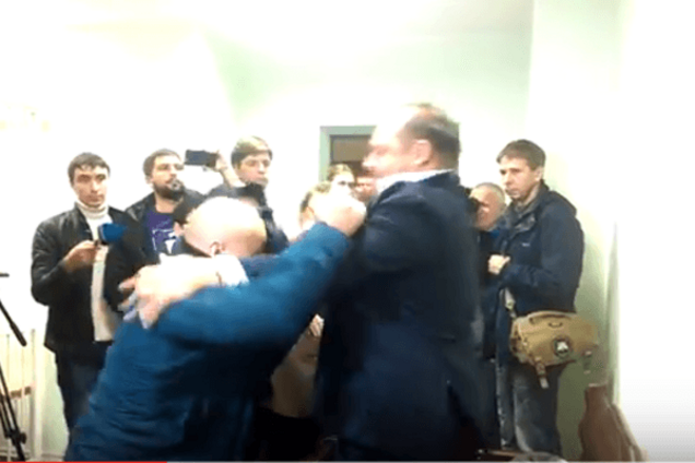 Избиение Добкина: поистине мужской поступок активиста или проявление невежества?