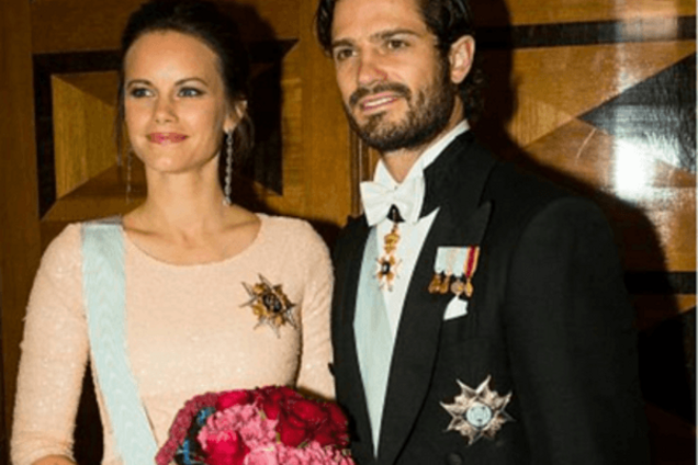 Скромные монархи: принцесса Швеции поразила платьем за 143 доллара