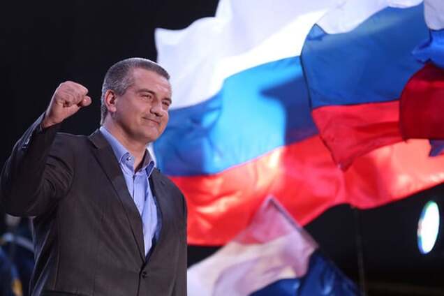 Петь гимн России и бить поклоны Путину: Аксенов придумал условия пропуска украинских 'радикалов' в Крым