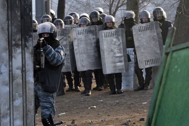 Палачи Майдана: опубликованы фото всех 'беркутовцев', причастных к расстрелам активистов