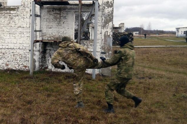 Элитные тени: Минобороны похвасталось украинскими 'коммандос'. Фотофрепортаж