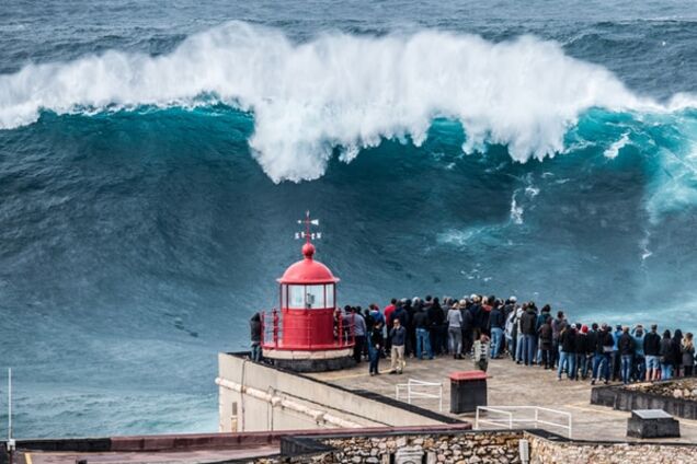 Міць води: смертоносні хвилі океану, які підкорилися людині