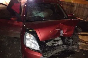 Разбитый Ford Fiesta