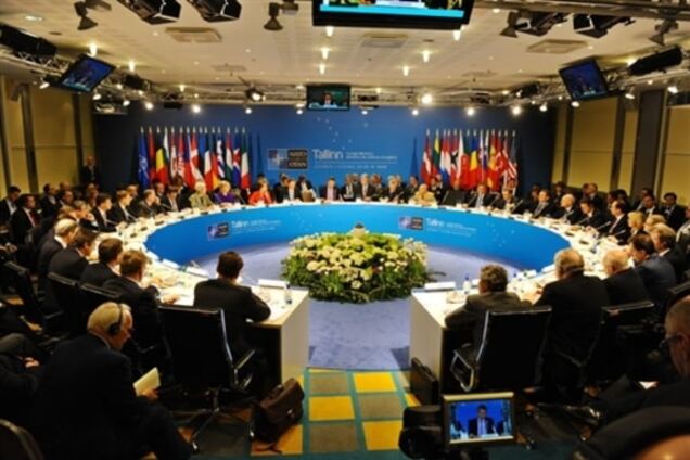 Новая жертва исламистов: в НАТО отреагировали на захват отеля в Мали