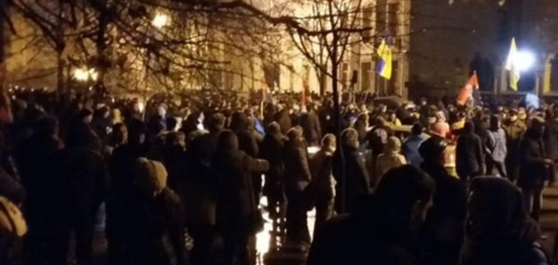На Майдане концерт превратился в народное вече