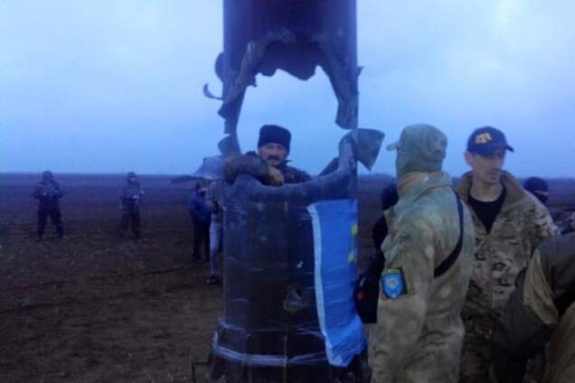 Координатор блокады Крыма рассказал, зачем активисты взрывают электроопоры