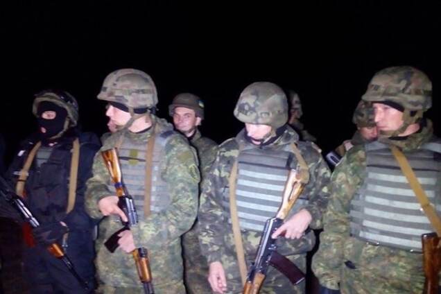 В 'Правом секторі' відреагували на спробу силовиків розігнати учасників блокади Криму