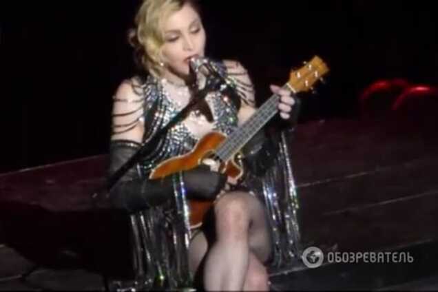 Мадонна спела песню в память жертв терактов в Париже