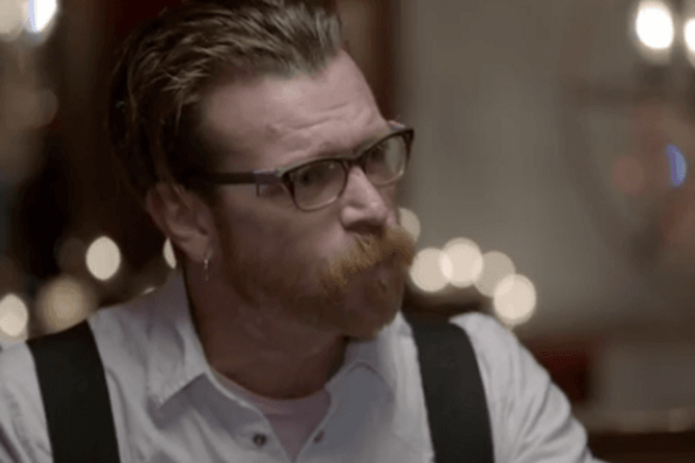 Спас под курткой ребенка: музыкант рассказал шокирующие подробности теракта в 'Батаклане'