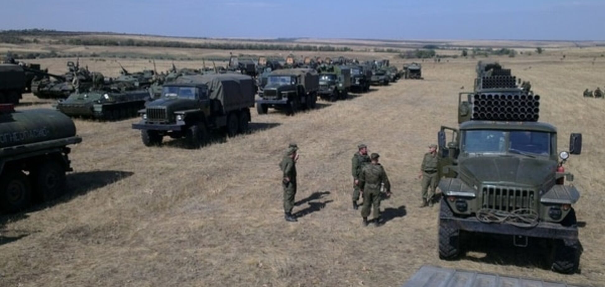 Блокада Крыма: Россия подтянула на админграницу с Крымом танки и 'Грады' - Кива