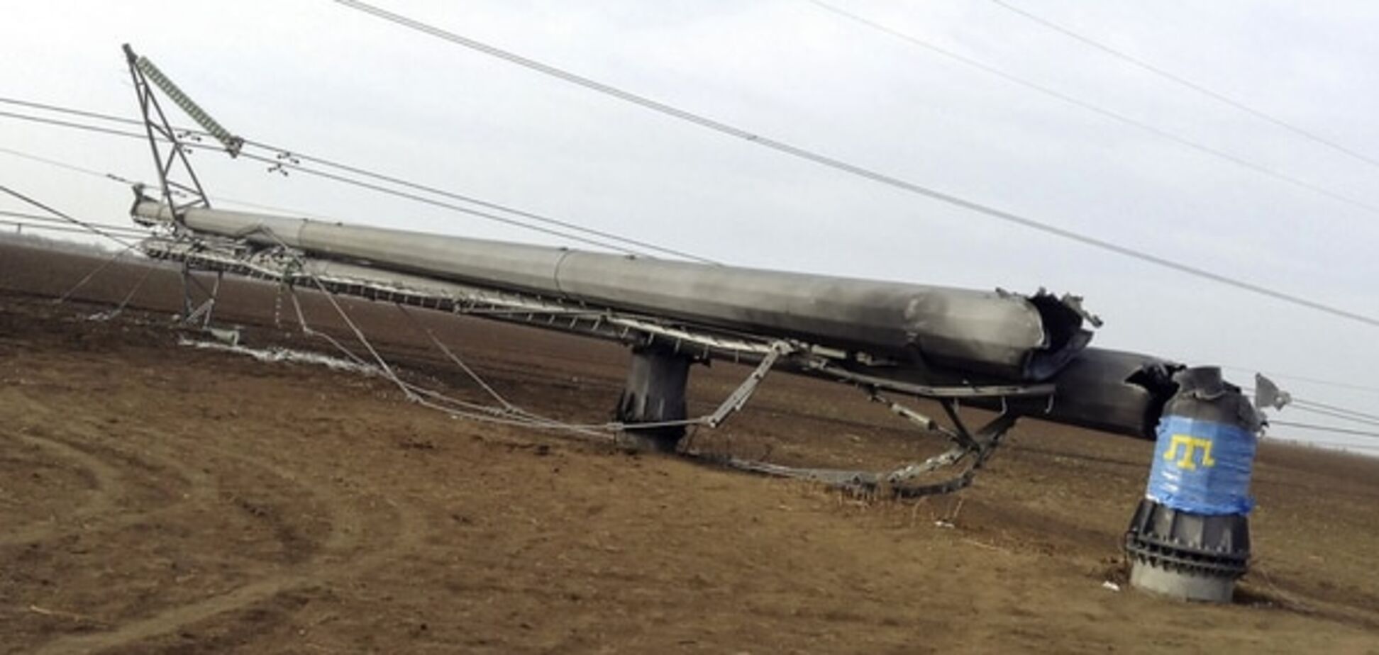 Блокада Крыма: оккупанты признали свою беспомощность перед 'украинской анархией'