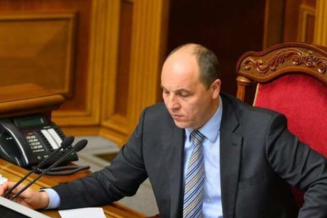 Не ваше дело: Рада будет декоммунизировать города по своему желанию