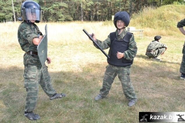 СМИ узнали, как в Беларуси готовят защитников 'русского мира': опубликованы фото