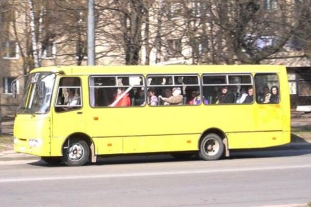 На Киевщине парень угнал маршрутку