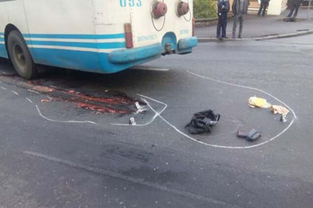 В Ривне троллейбус проехался по пенсионерке