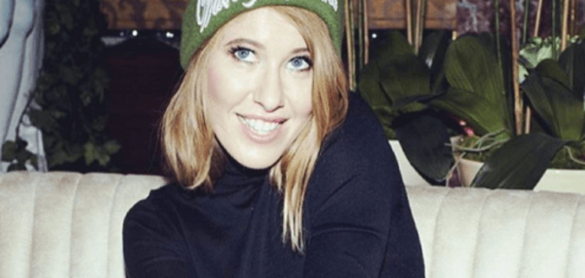 Собчак на премьере фильма зажимала грудь 'Мизулиной'